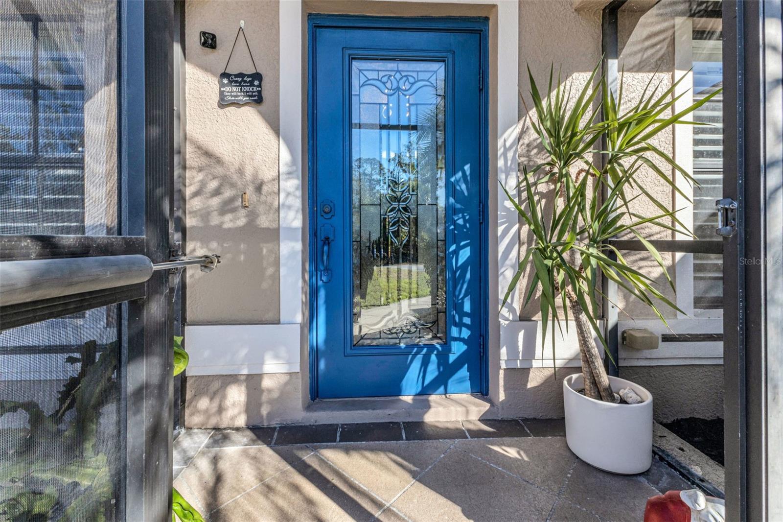 15184 GULISTAN AVENUE