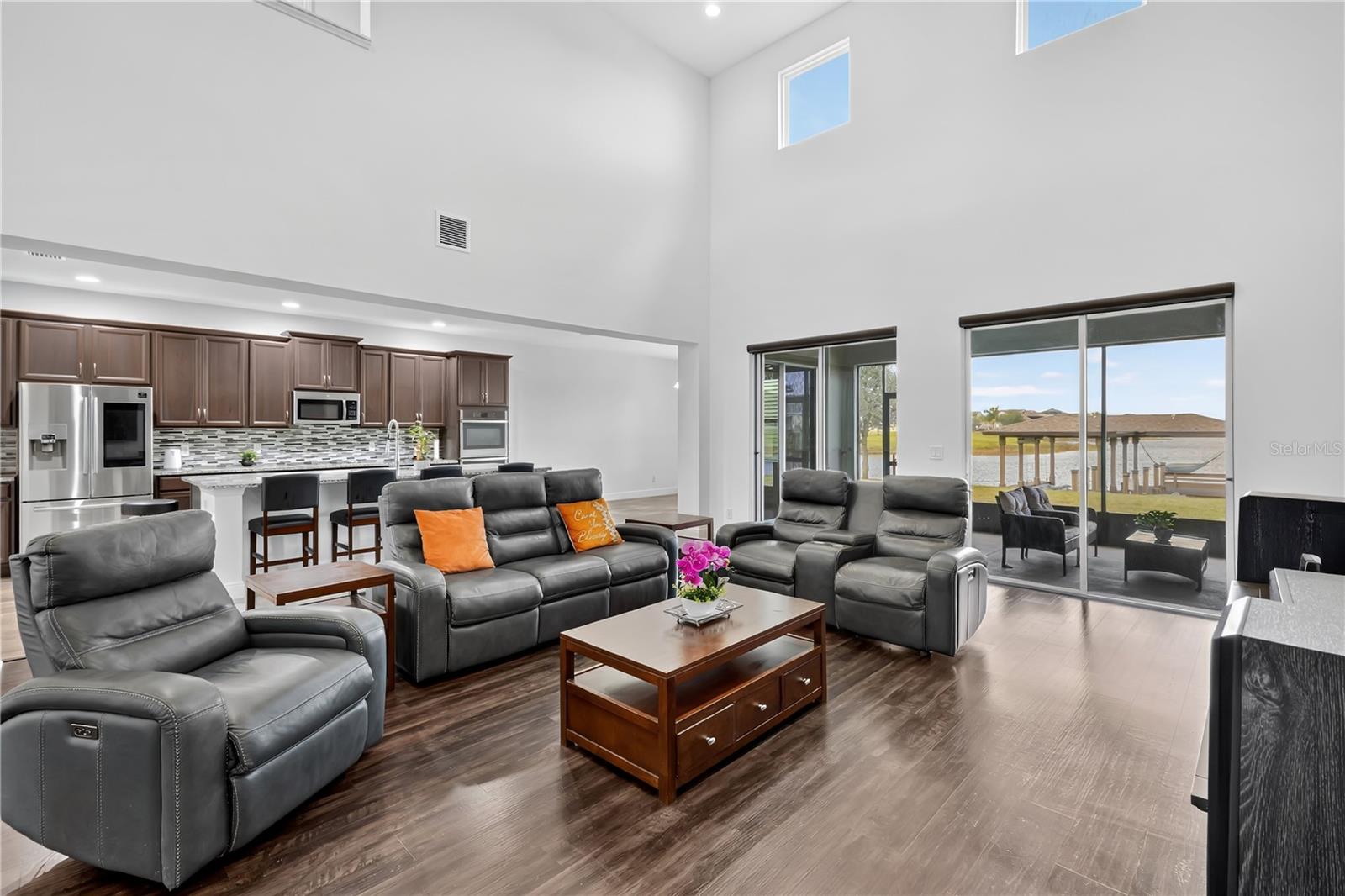 HANOVER LAKES PH 2 - Residential