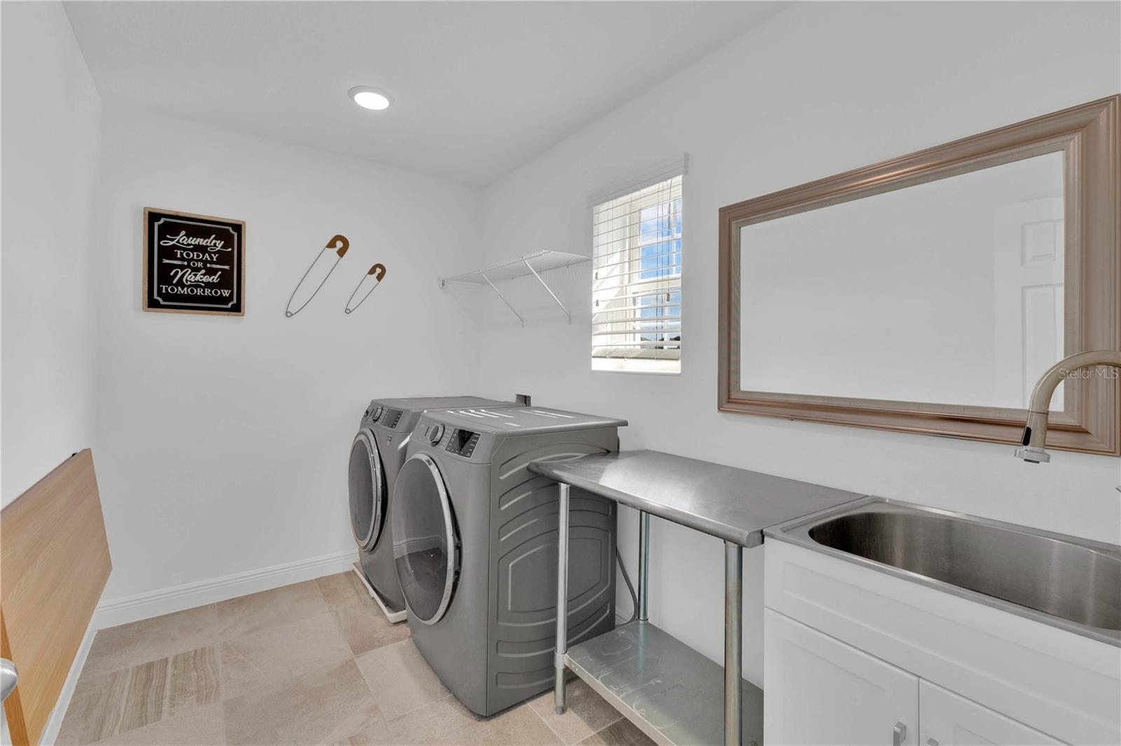 HANOVER LAKES PH 2 - Residential