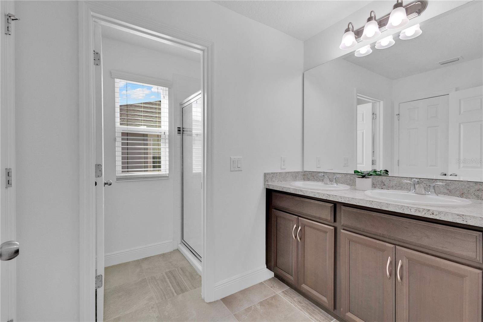 HANOVER LAKES PH 2 - Residential