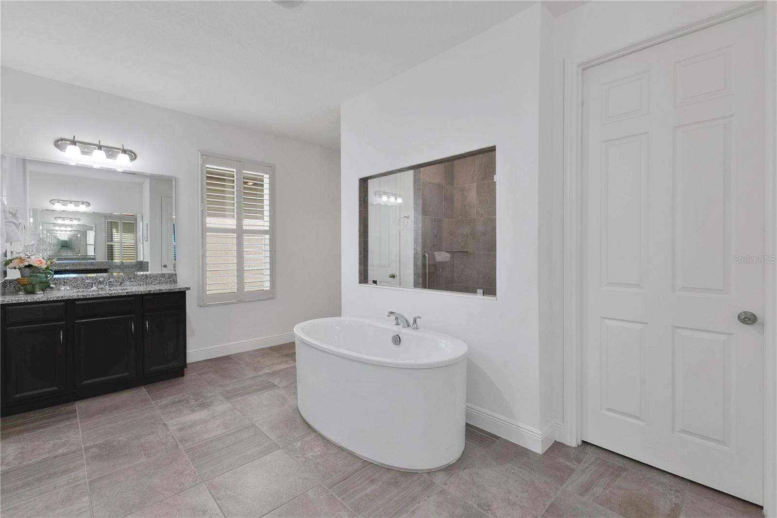 HANOVER LAKES PH 2 - Residential