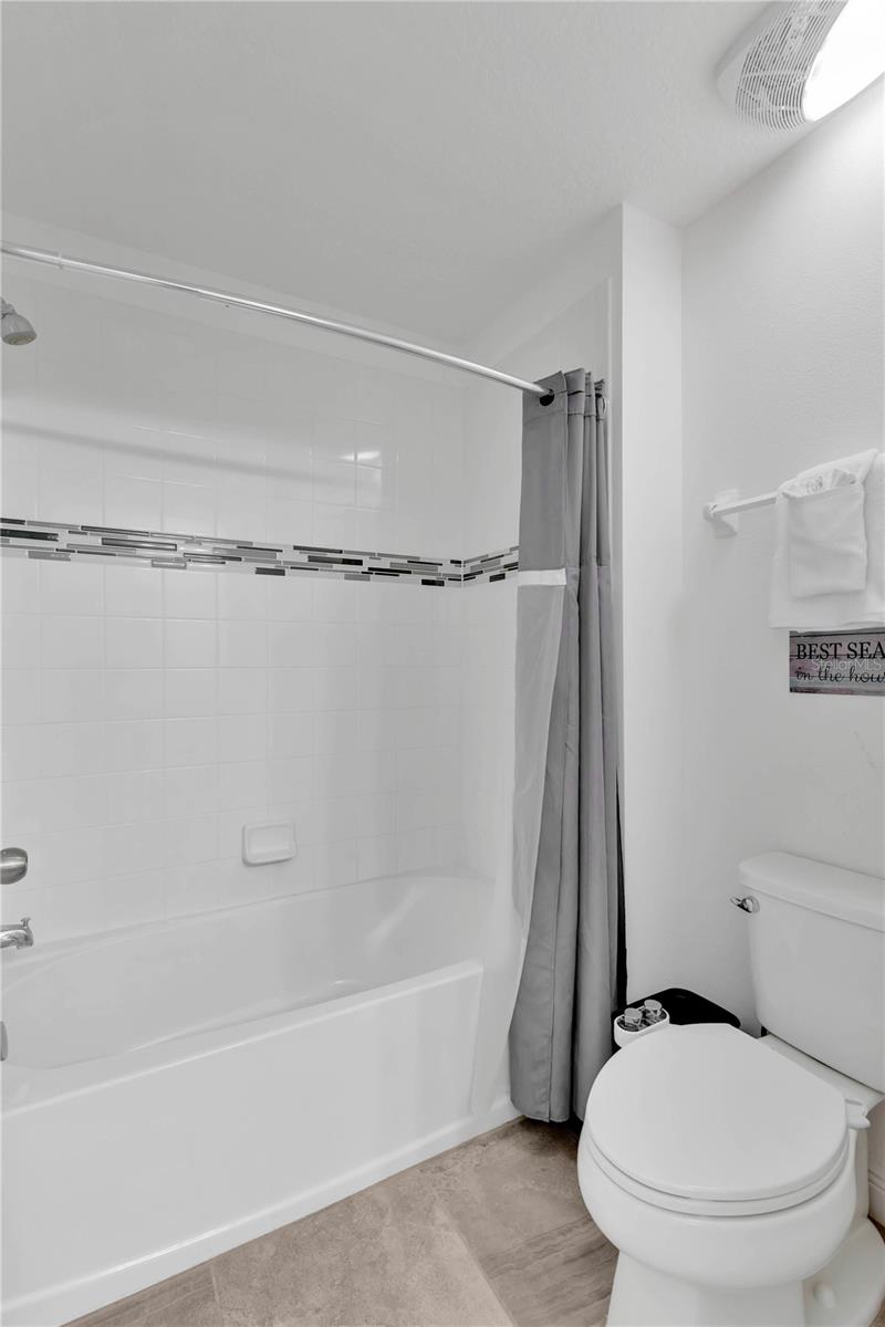 HANOVER LAKES PH 2 - Residential