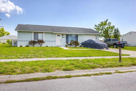 5983 HOBHILL AVENUE NORTH PORT FL 34287