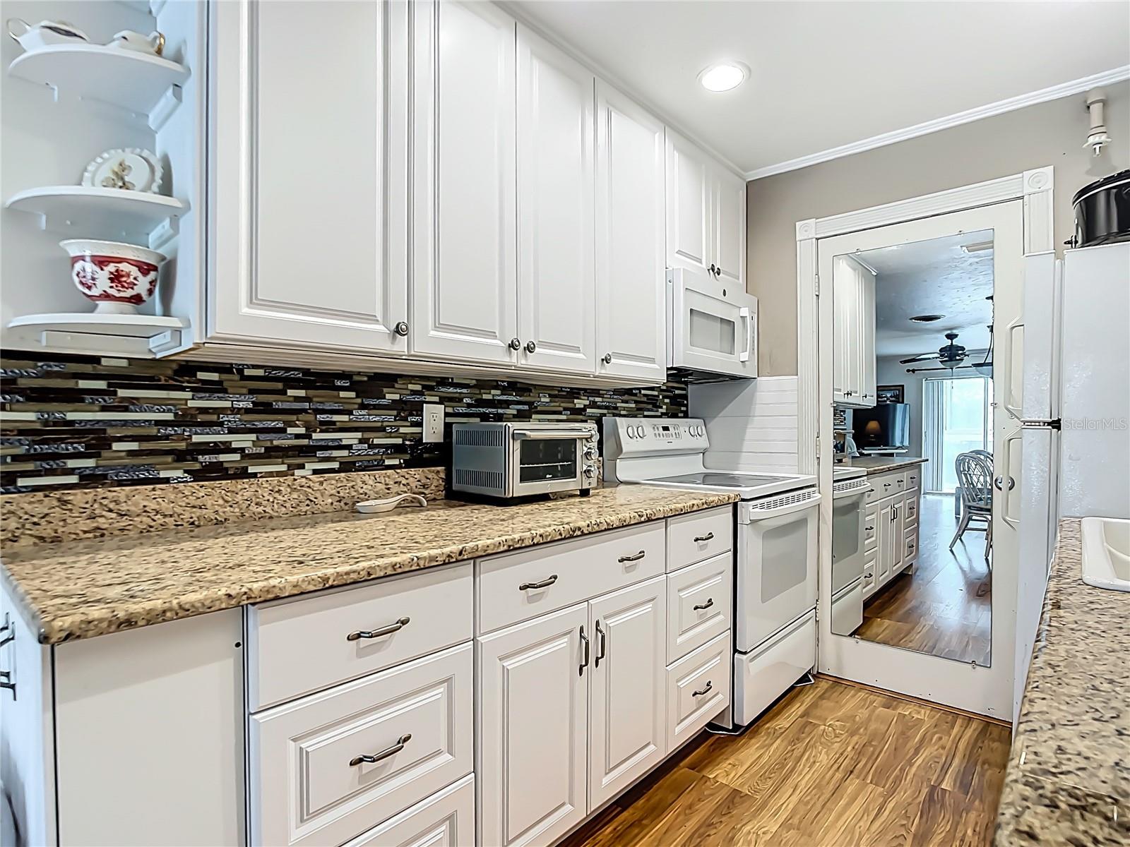 GULF POINT - Residential