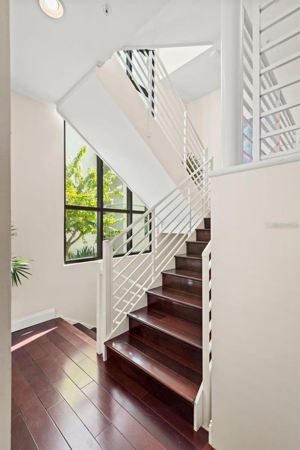 Photo of 350 S Osceola Avenue #5, Orlando, FL 32801 (MLS # O6384416)