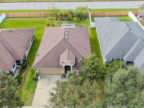 A home in WIMAUMA