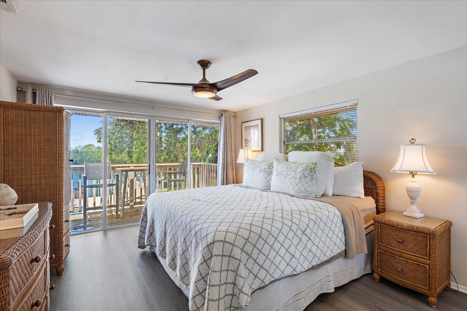 CORAL SHORES - Residential