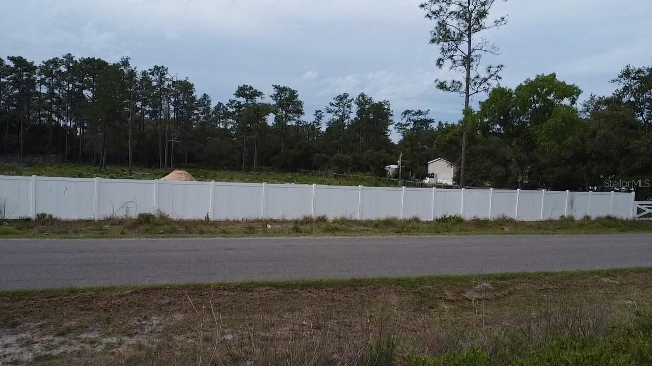 FLORIDA HLNDS - Land