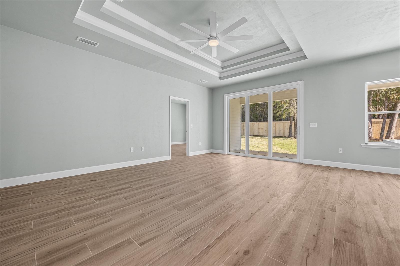 GRAND OAKS AT TOWER - Residential