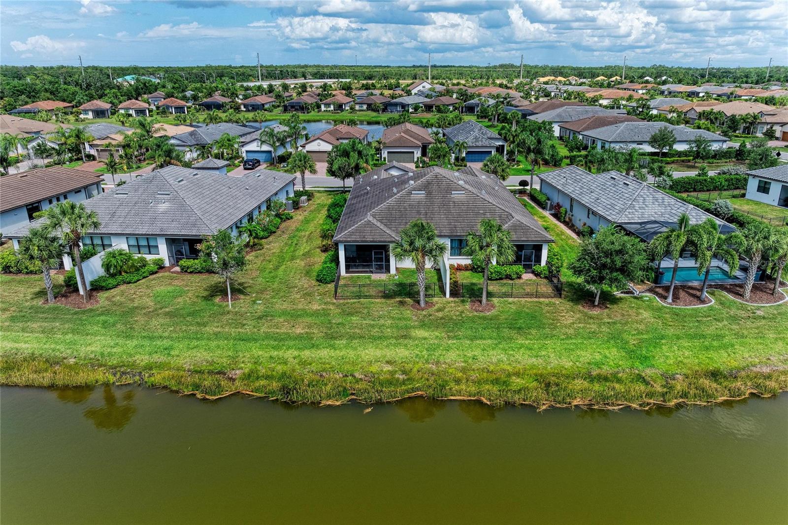 7018 HOLBROOK COVE