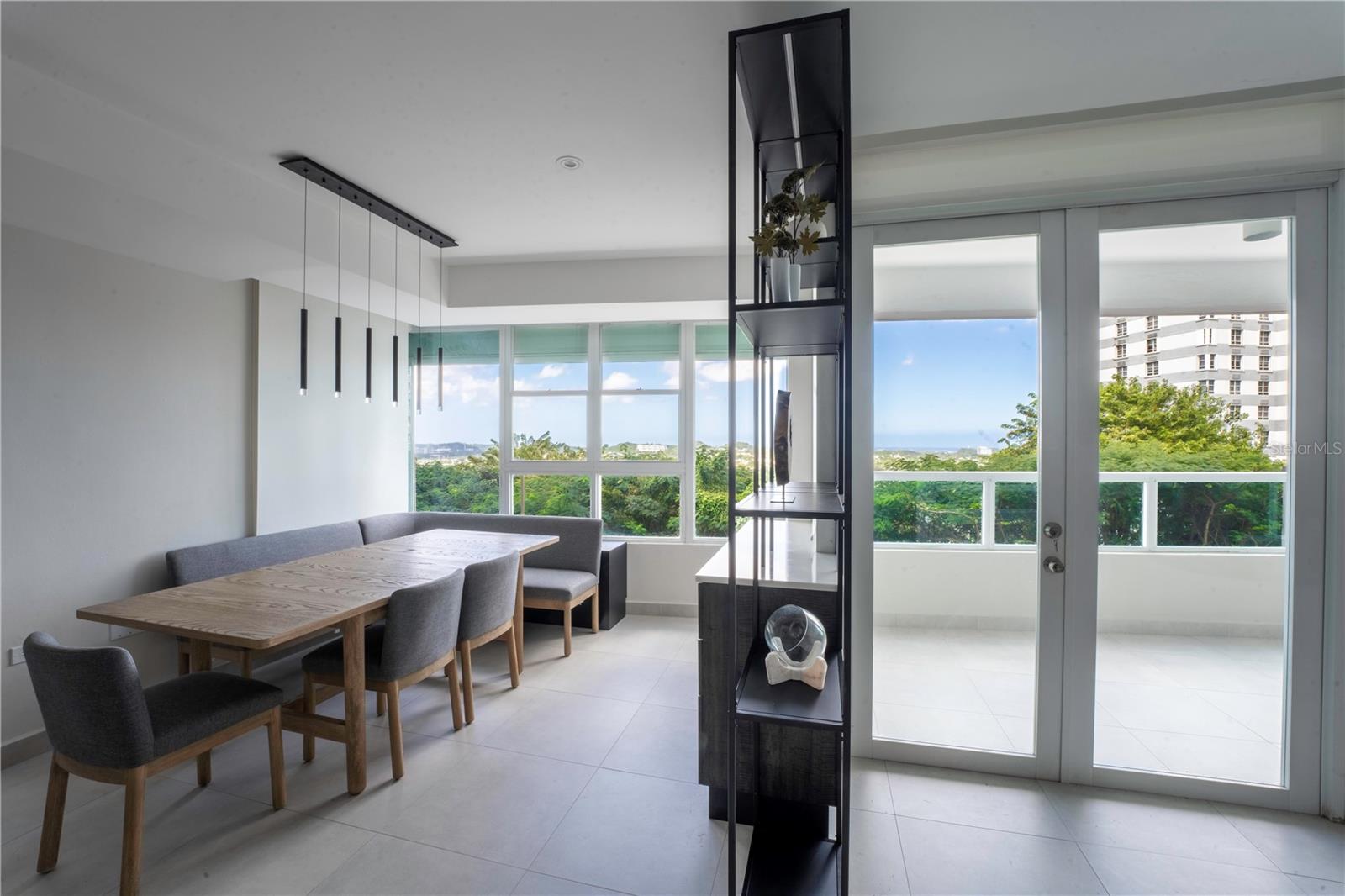 COND. PLAZA DEL PRADO - Residential