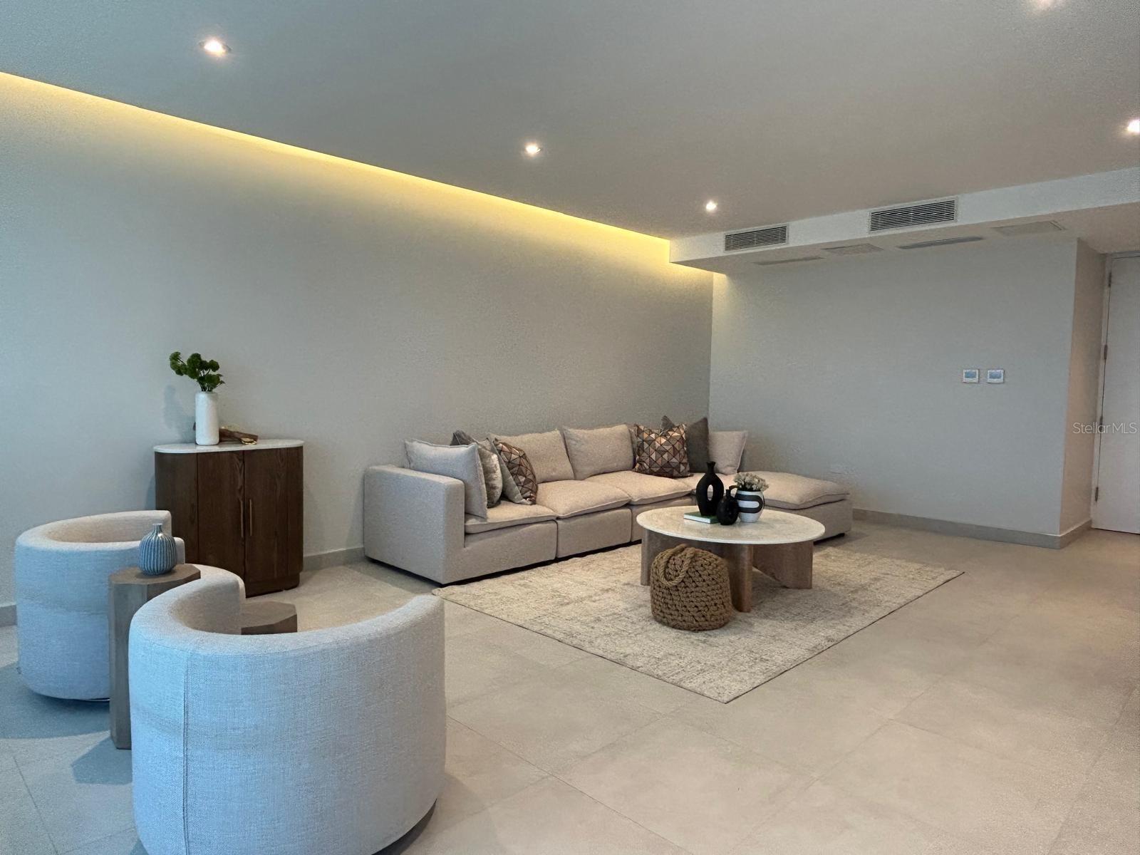 COND. PLAZA DEL PRADO - Residential