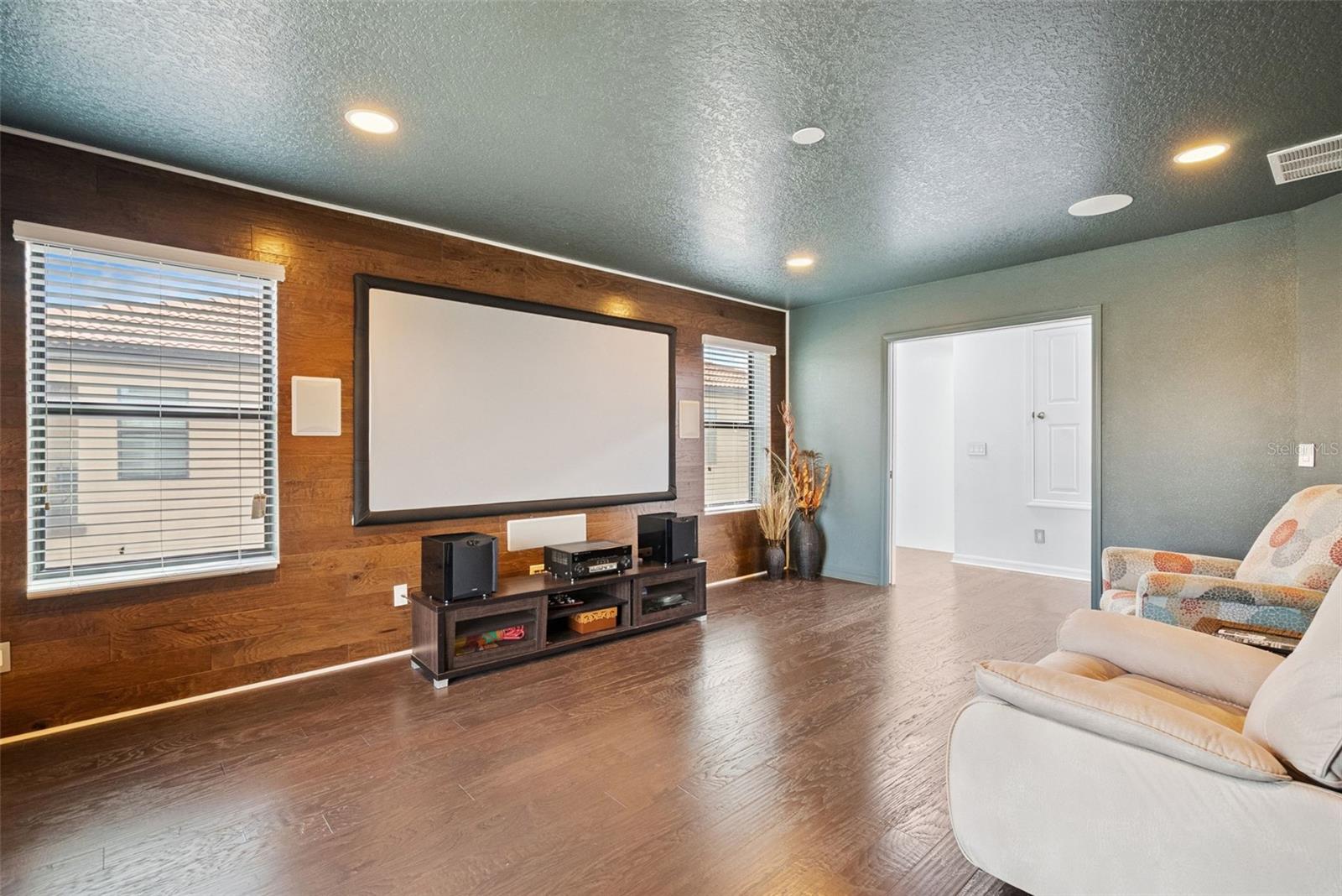 VILLAGES/WESMERE PH 3 - Residential