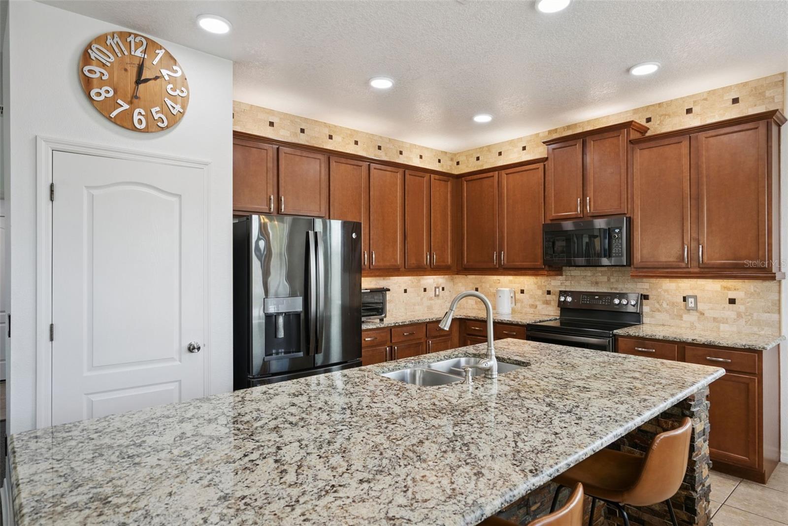 VILLAGES/WESMERE PH 3 - Residential