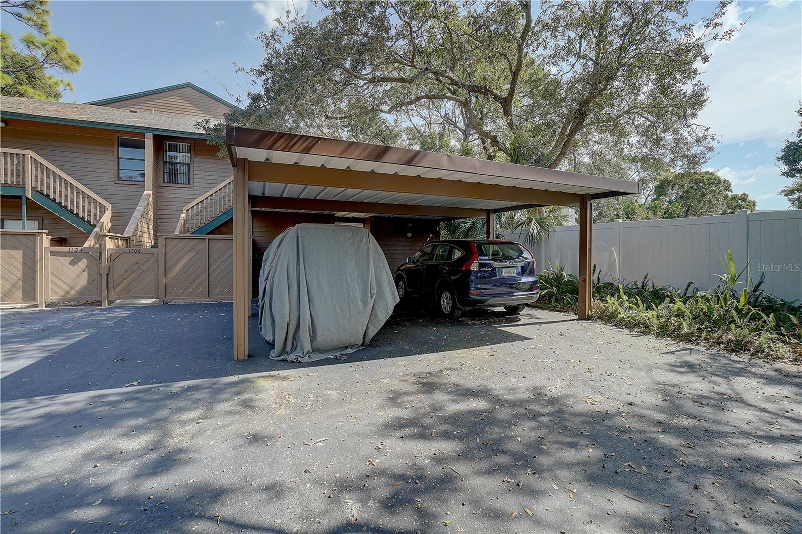 1106 LENNOX ROAD W