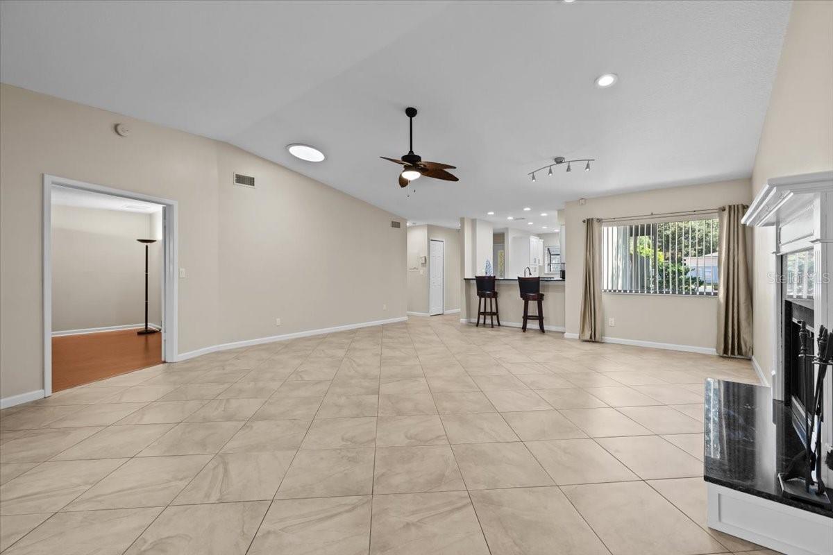 WHITNEY LAKES - Residential