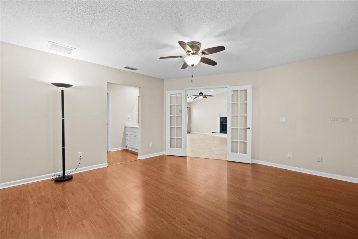 WHITNEY LAKES - Residential