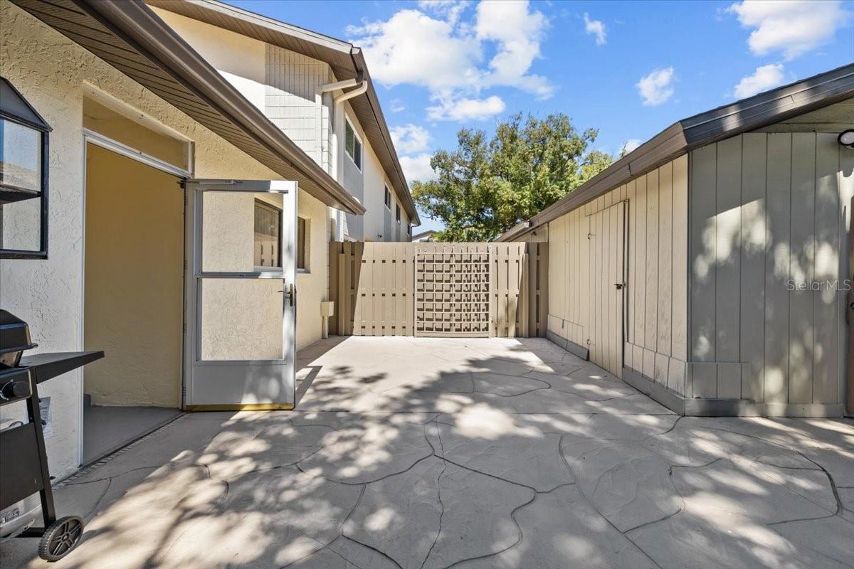 WHITNEY LAKES - Residential