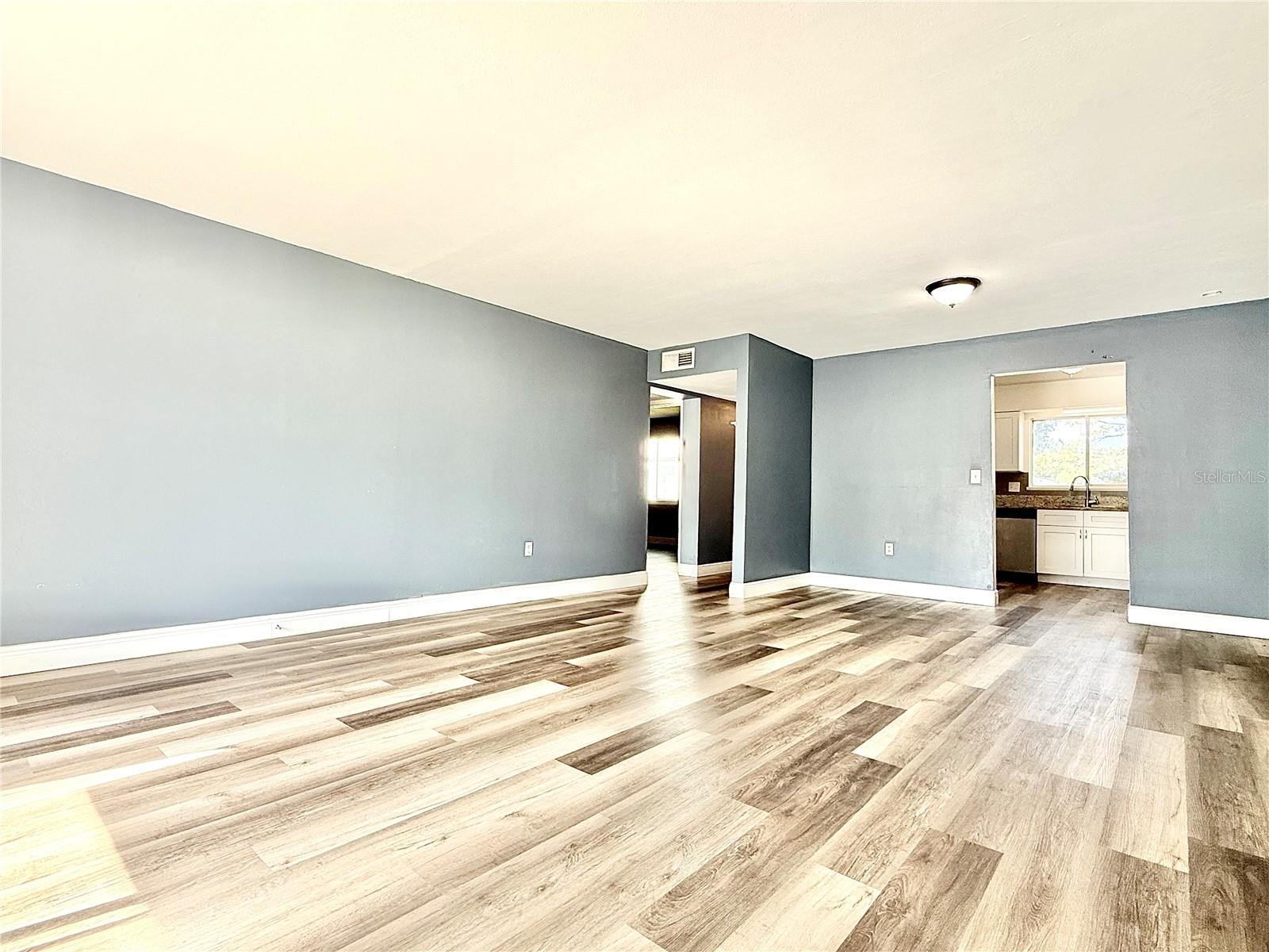 AVALON CONDOMINIUMS - Residential Lease