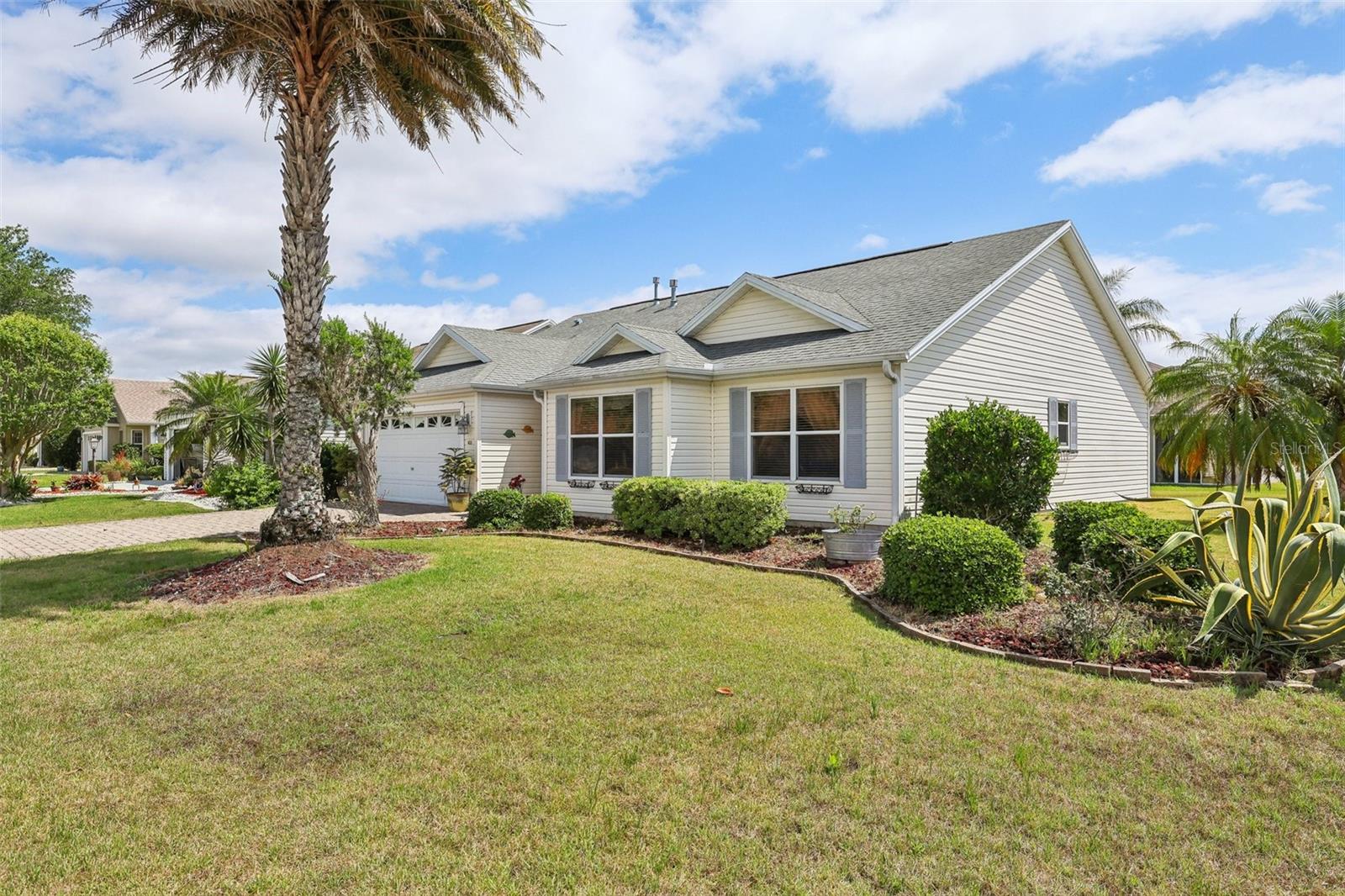 433 ARCADIA LAKES DRIVE