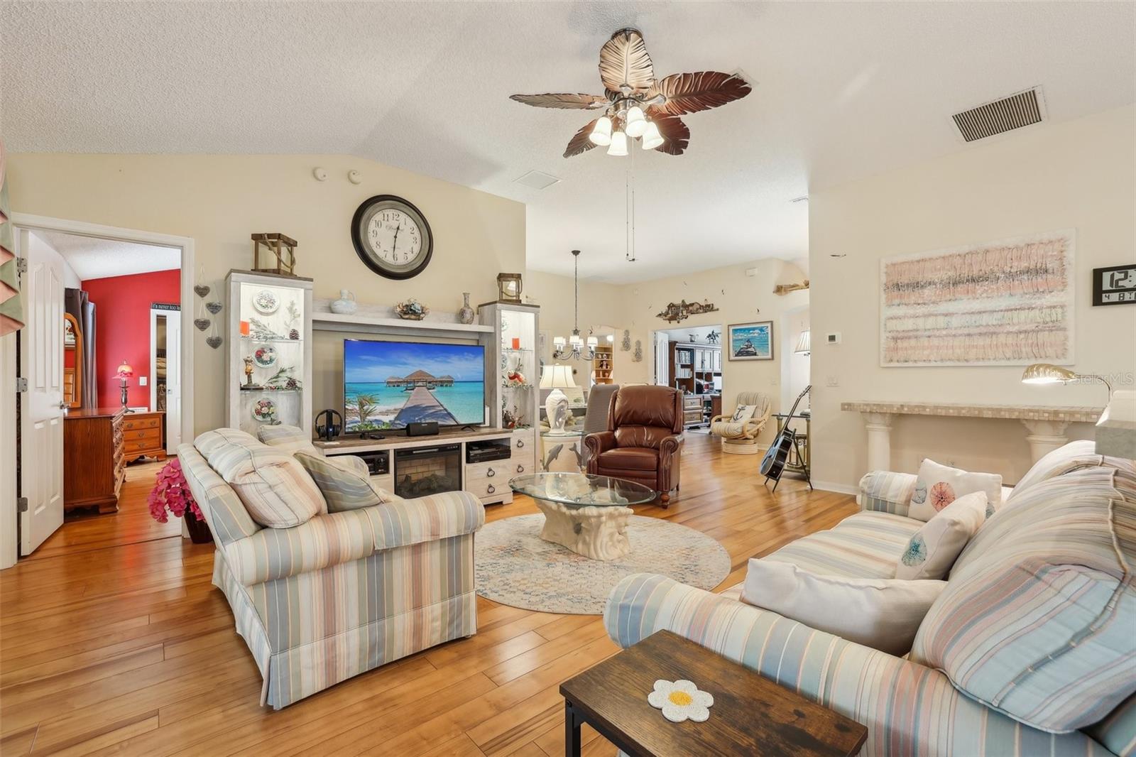 433 ARCADIA LAKES DRIVE