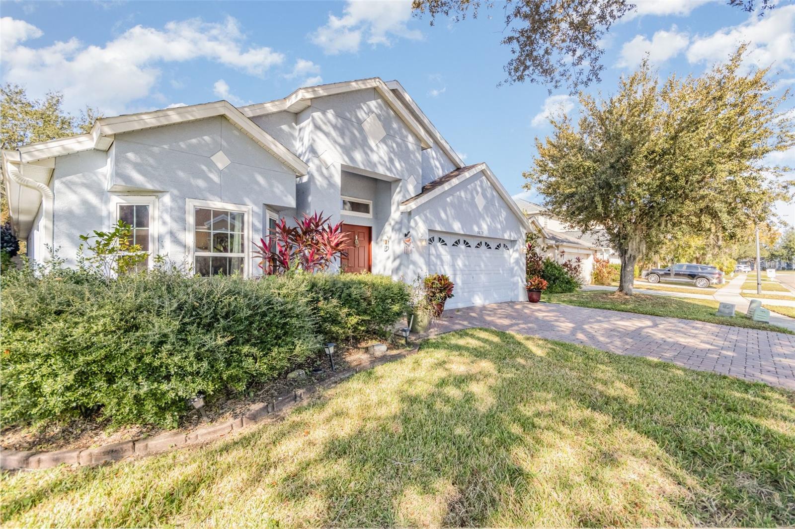 5070 HOOK HOLLOW CIRCLE