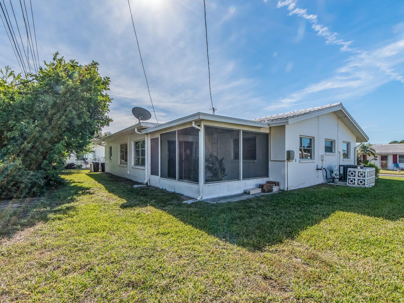 TAMARAC BY THE GULF - Residential