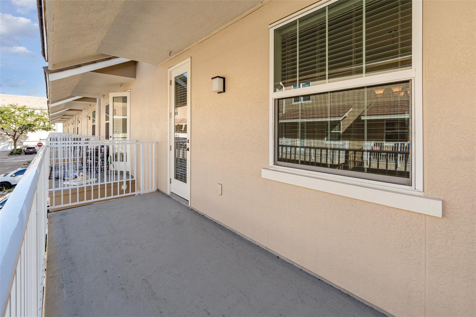 GRANDE OAKS AT HEATHROW - Residential