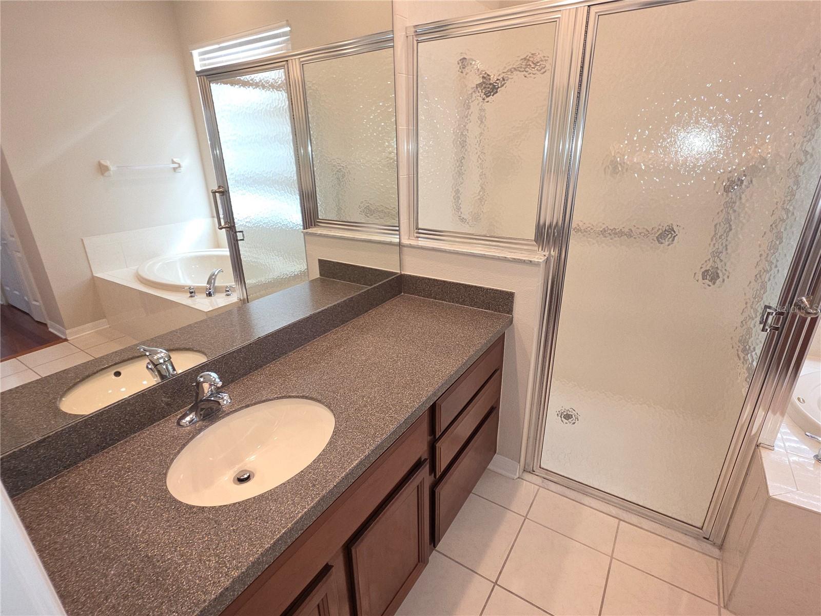 WELLINGTON AT SEVEN HILLS PH 9 - Residential