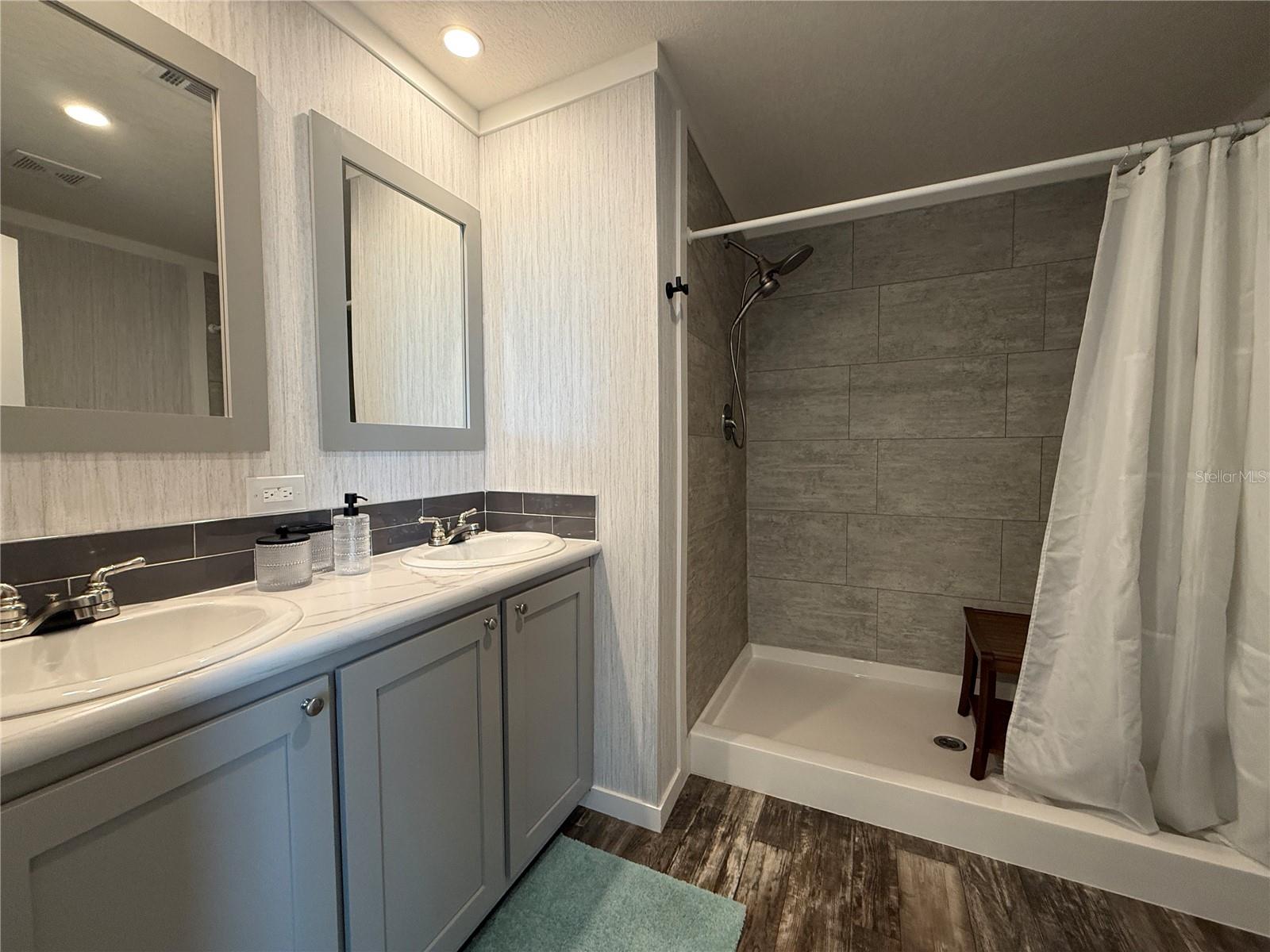 CARIBBEAN ISLES RESIDENTIAL CO - Residential