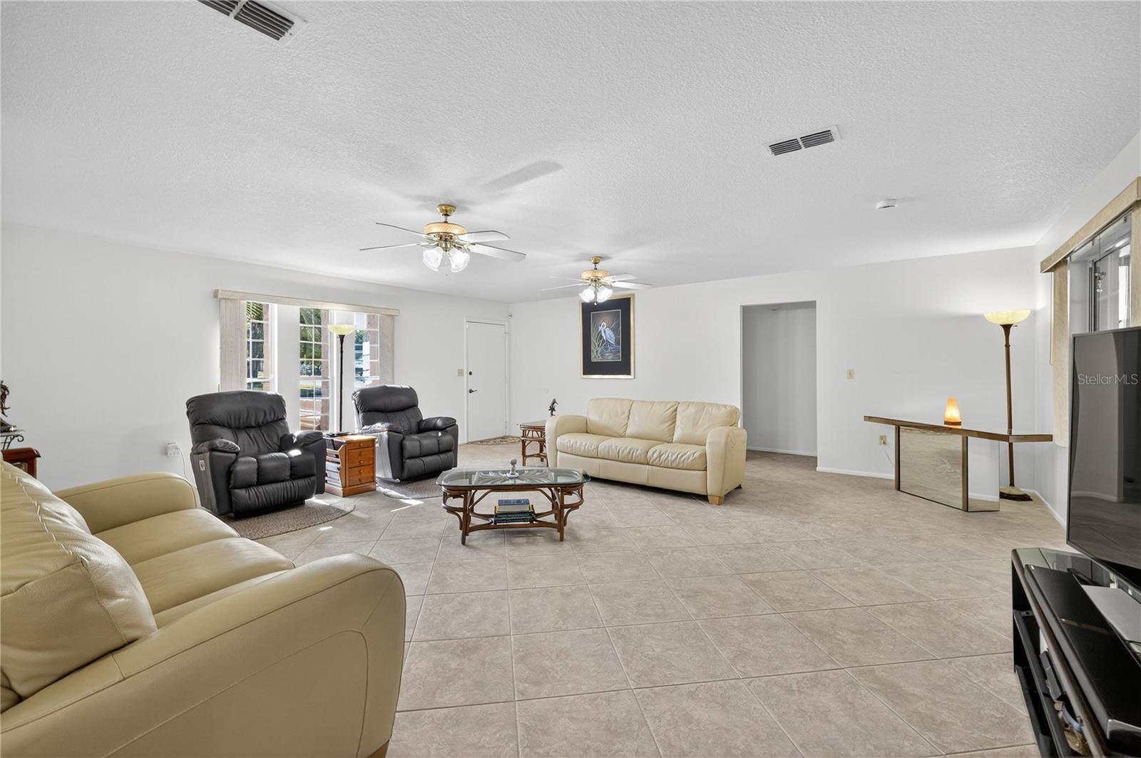 LAKESIDE WOODLANDS - Residential