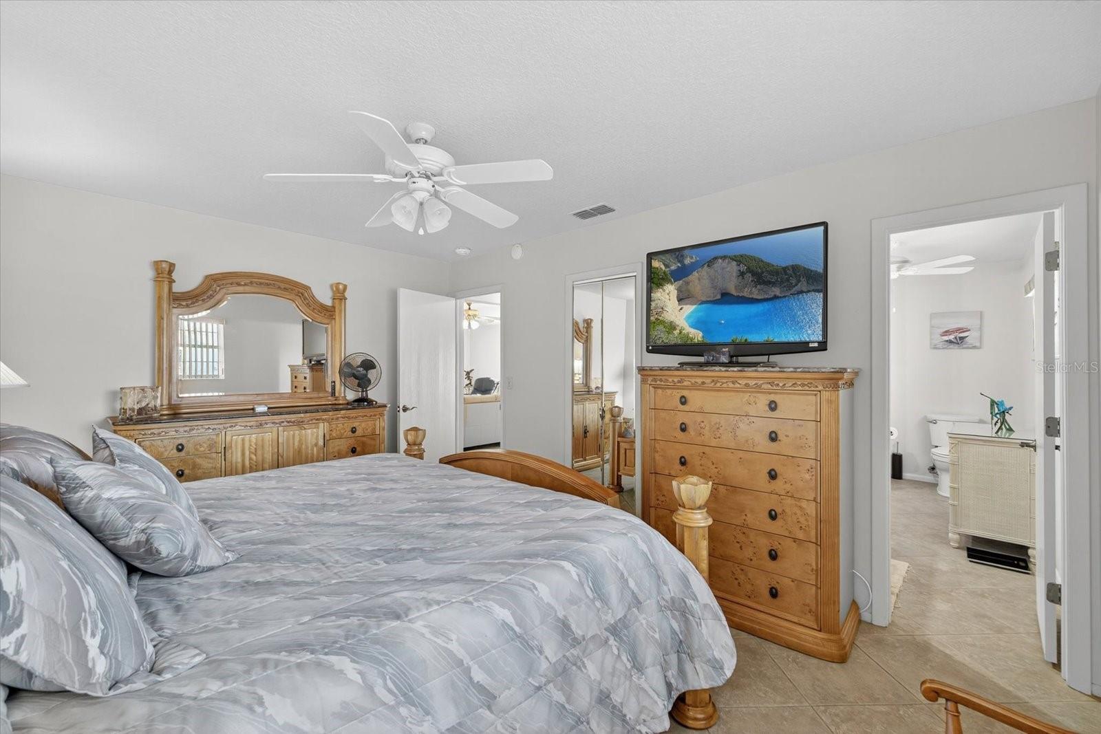 LAKESIDE WOODLANDS - Residential