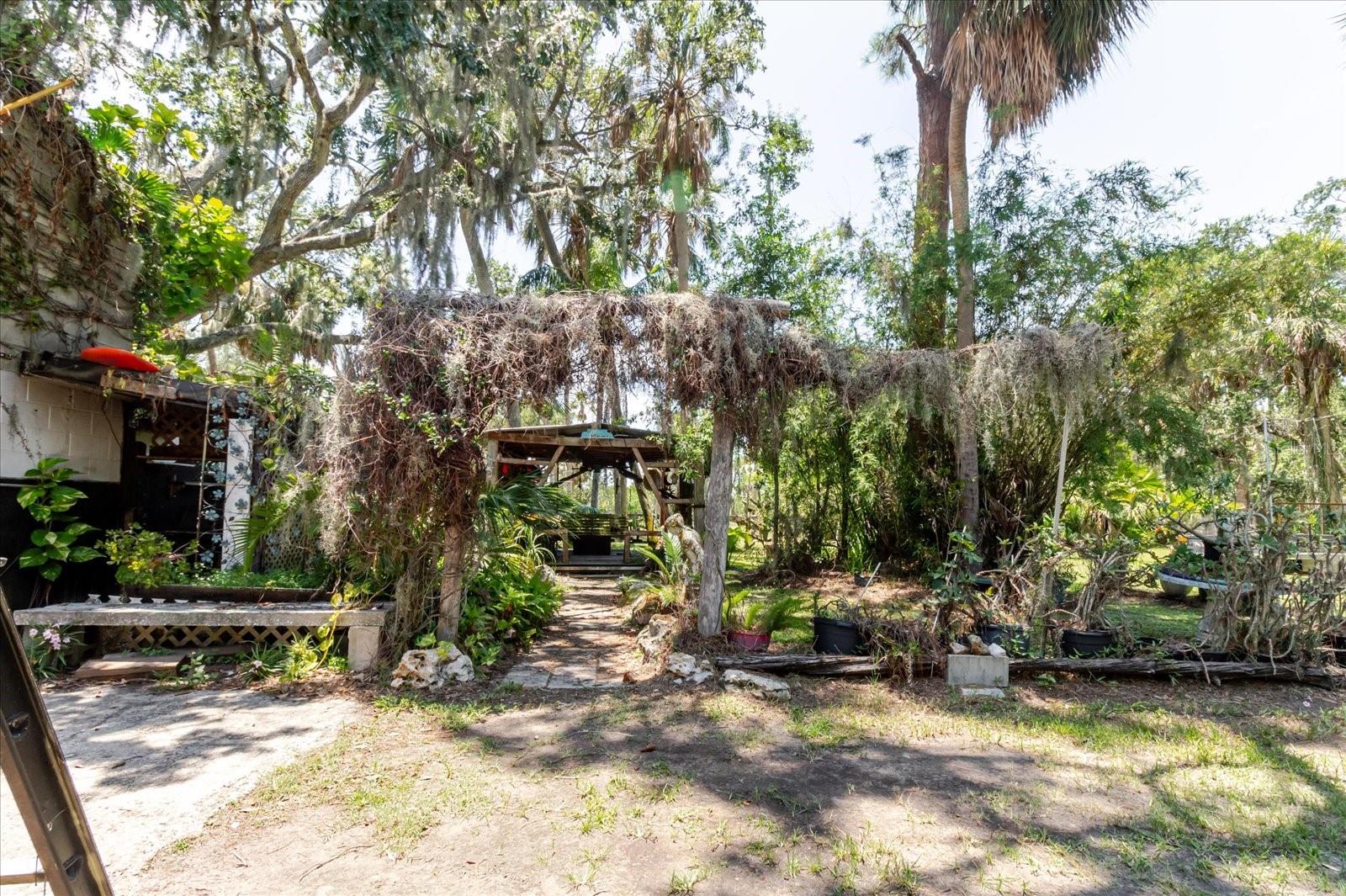 GIBSON'S ARTESIAN - Residential