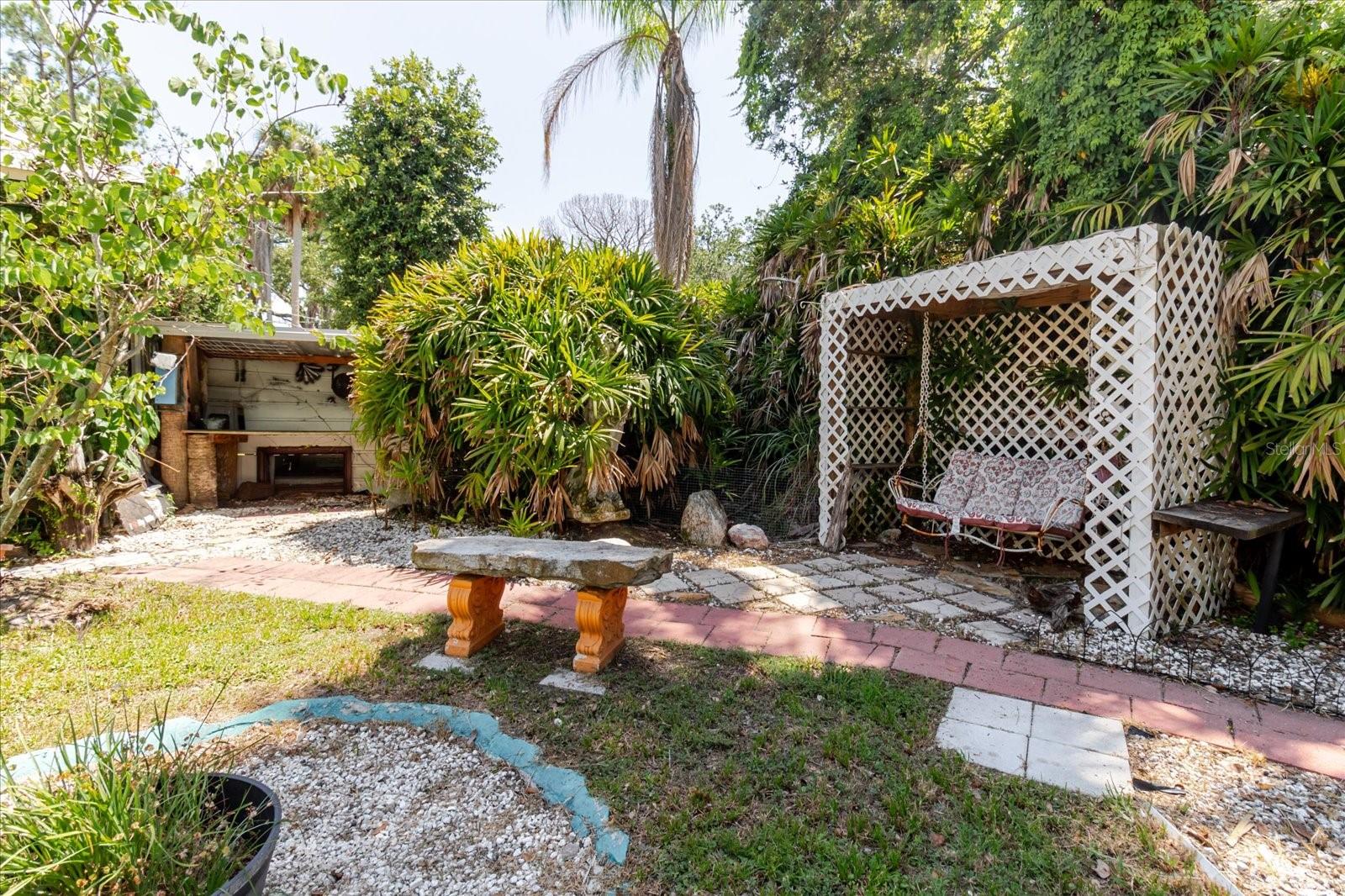 GIBSON'S ARTESIAN - Residential