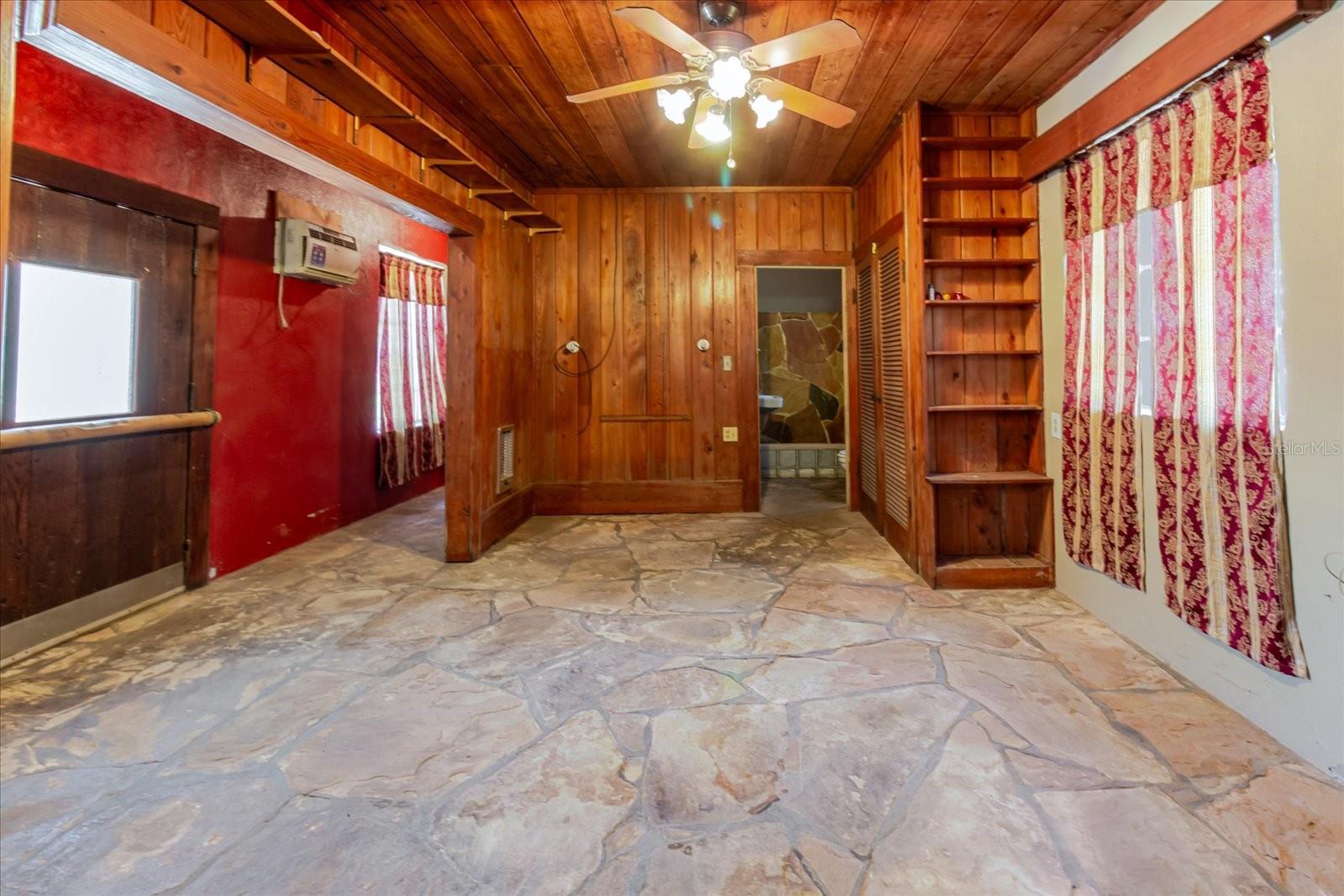 GIBSON'S ARTESIAN - Residential