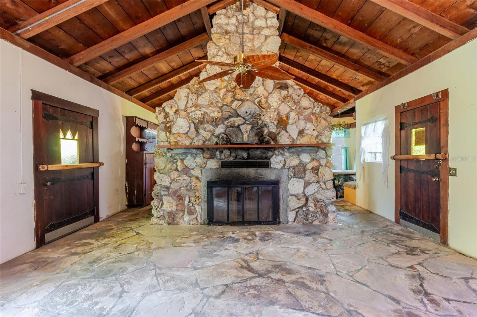 GIBSON'S ARTESIAN - Residential