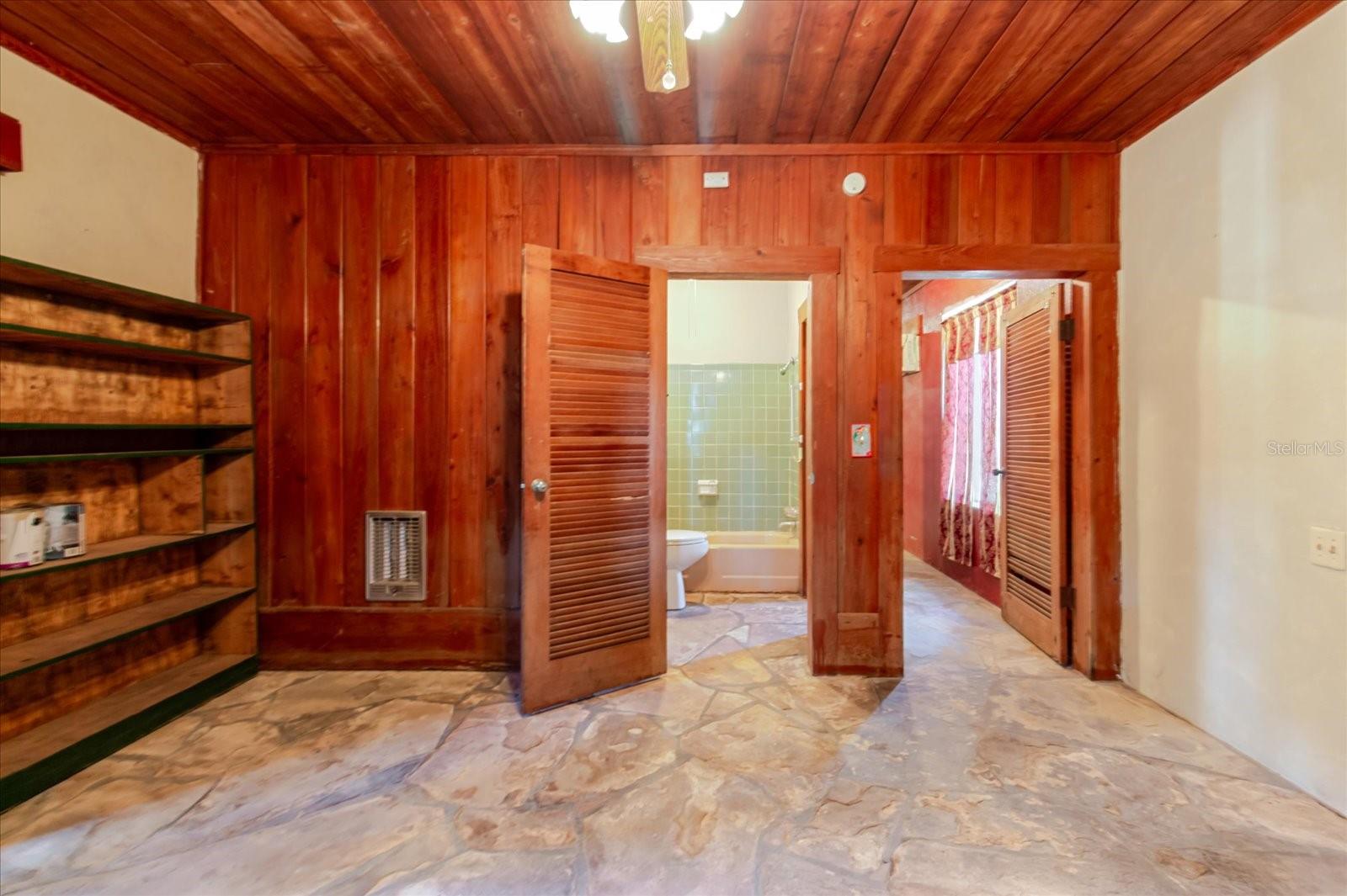 GIBSON'S ARTESIAN - Residential