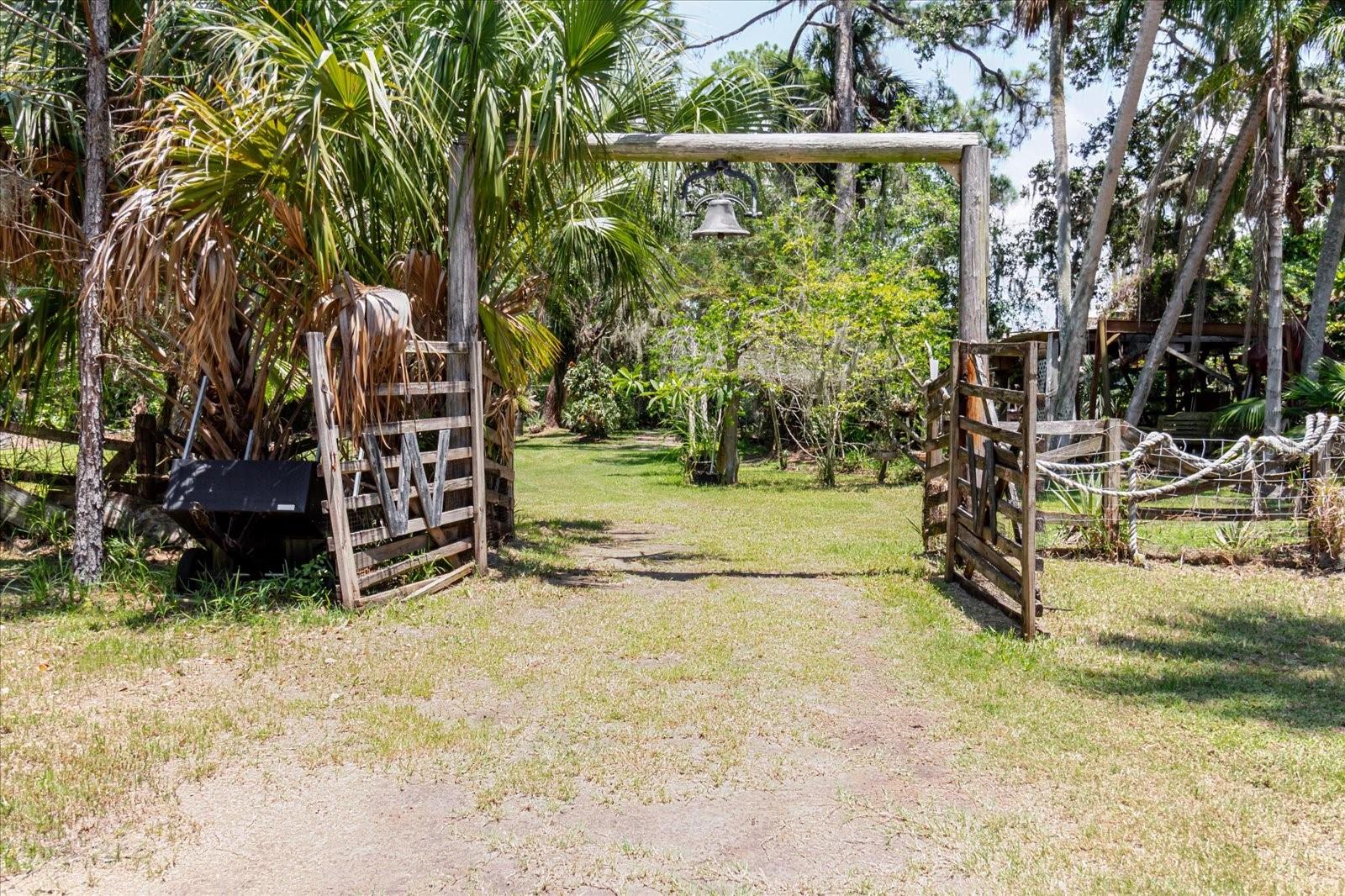 GIBSON'S ARTESIAN - Residential