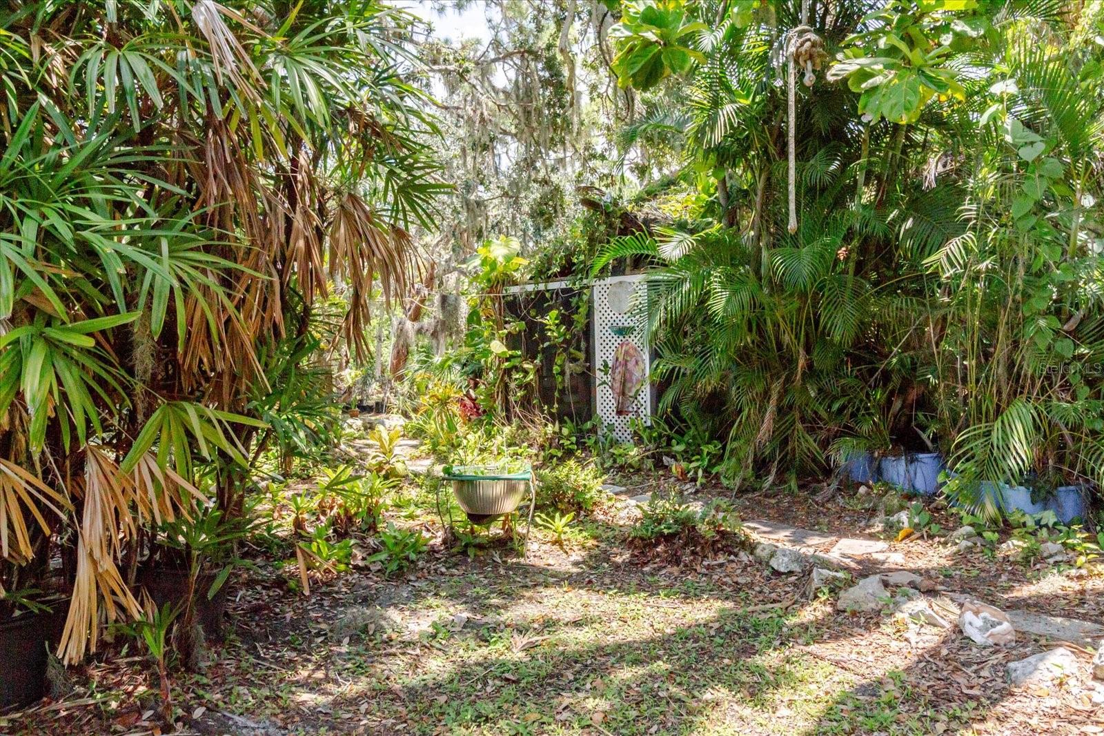 GIBSON'S ARTESIAN - Residential