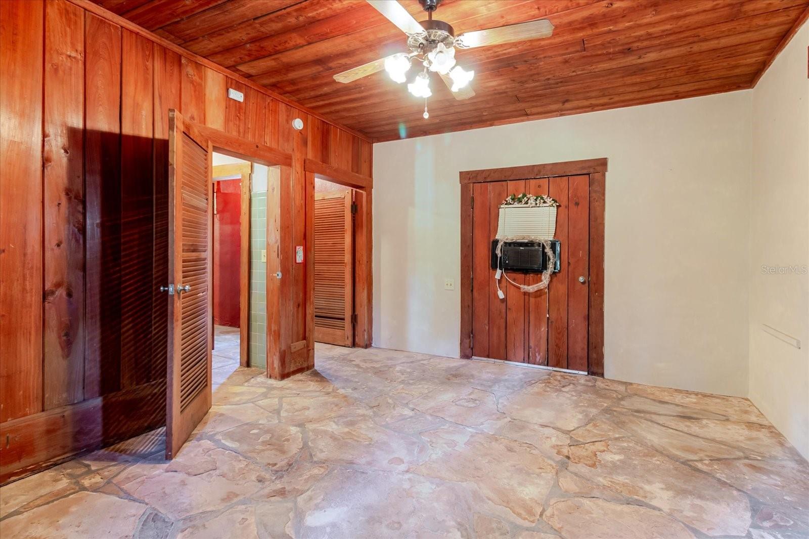 GIBSON'S ARTESIAN - Residential