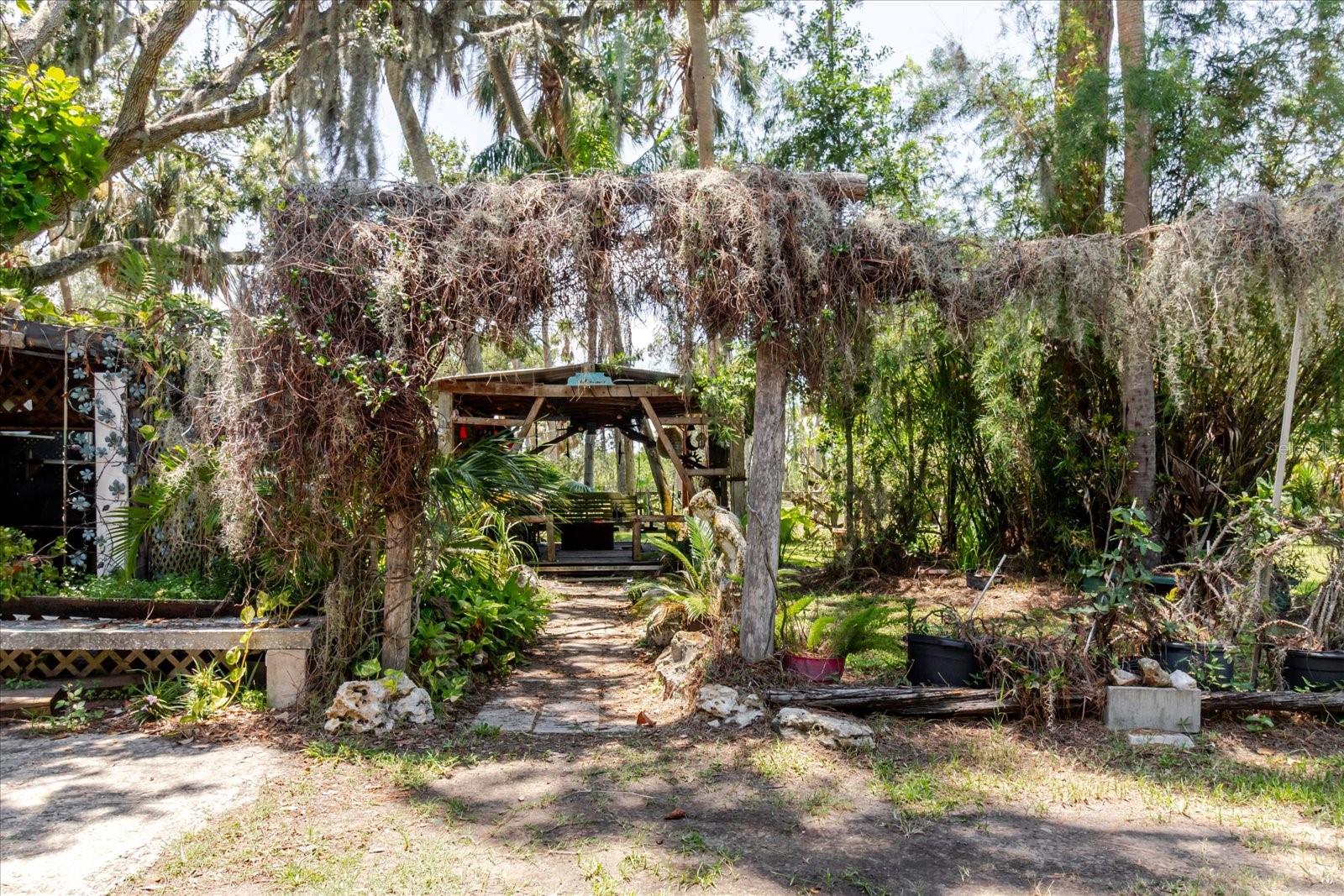 GIBSON'S ARTESIAN - Residential