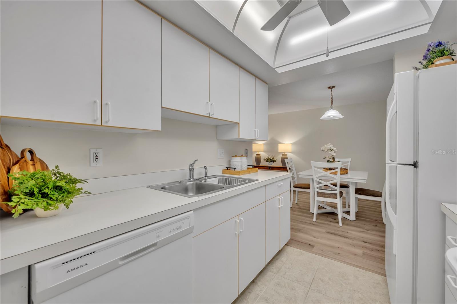 SUMMIT VILLAGE UNIT 2 - Residential