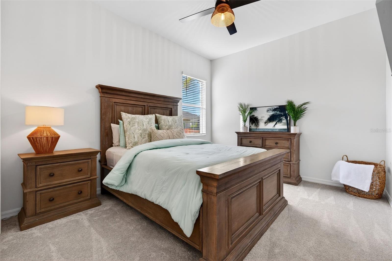 WELLEN PARK GOLF & COUNTRY CLUB - Residential