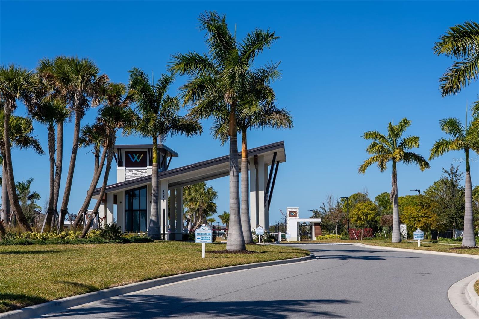 WELLEN PARK GOLF & COUNTRY CLUB - Residential