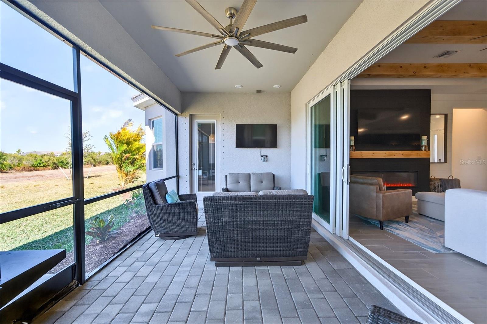 WELLEN PARK GOLF & COUNTRY CLUB - Residential