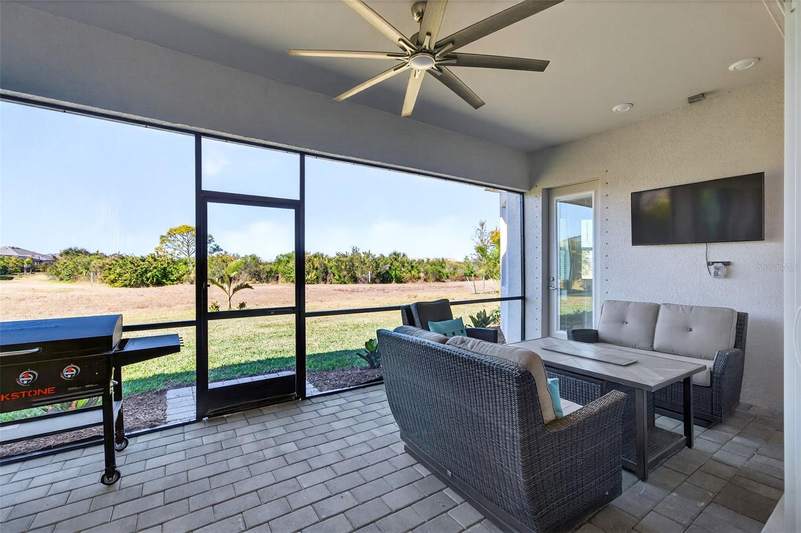 WELLEN PARK GOLF & COUNTRY CLUB - Residential