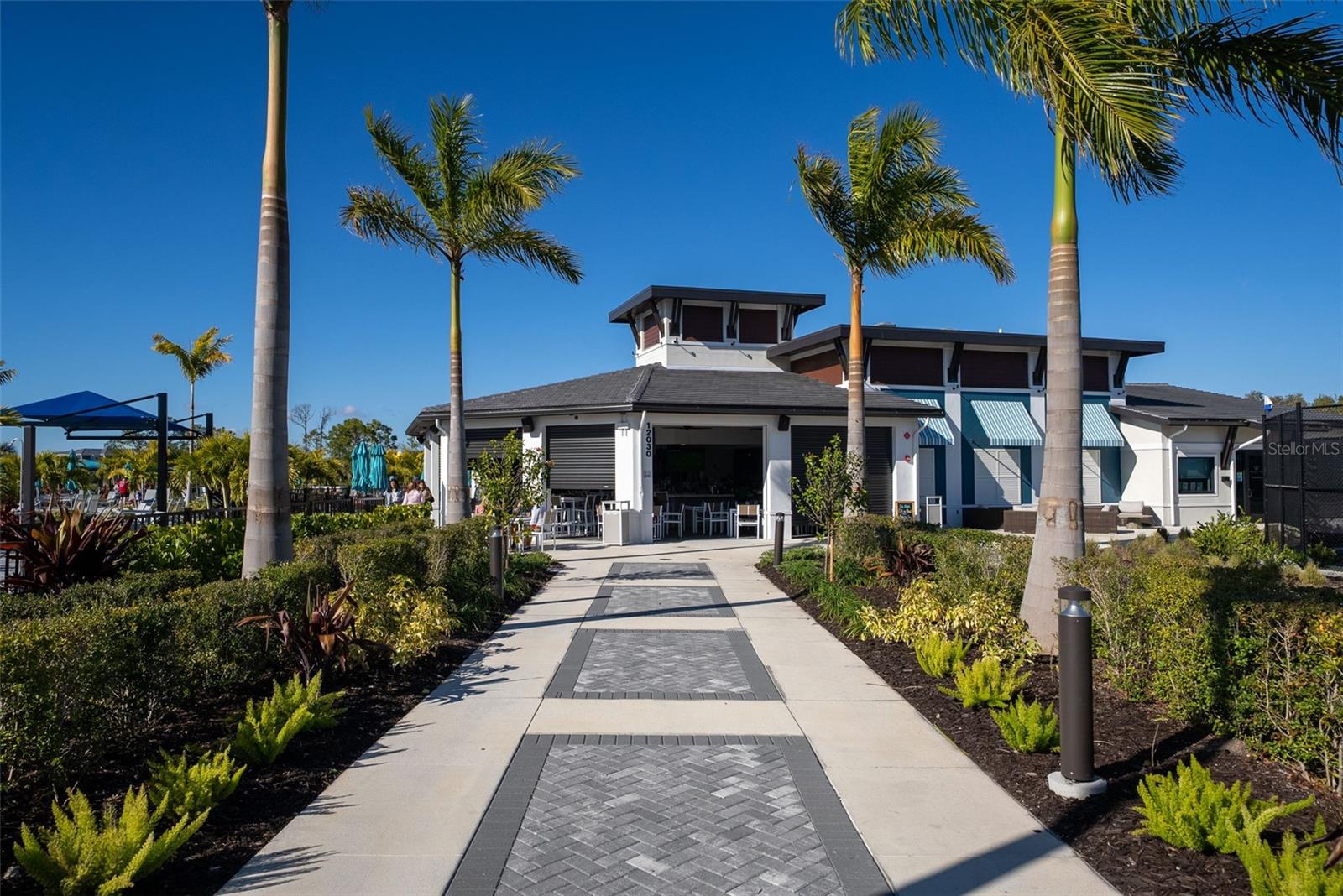 WELLEN PARK GOLF & COUNTRY CLUB - Residential