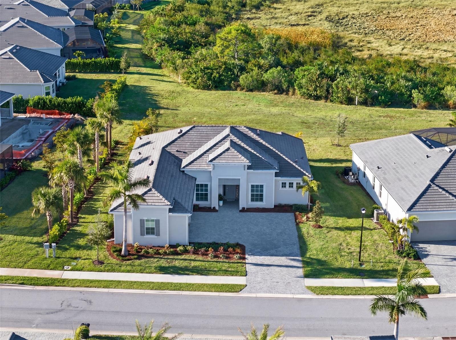 WELLEN PARK GOLF & COUNTRY CLUB - Residential