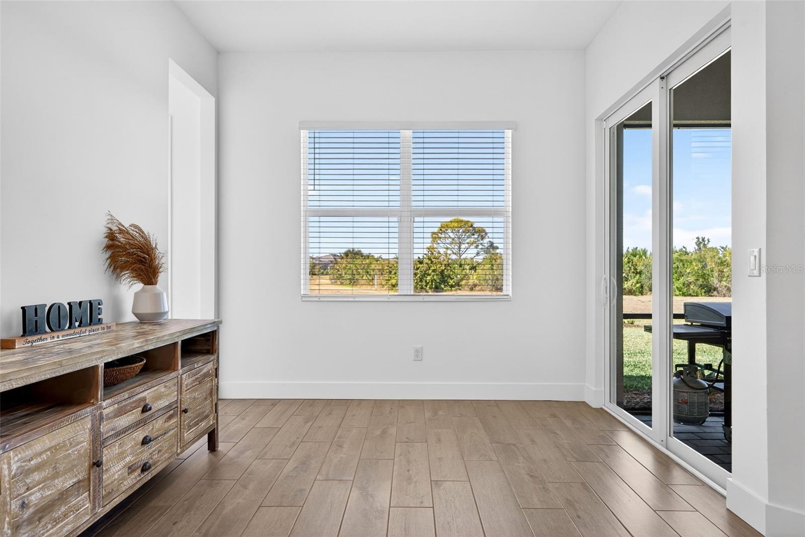 WELLEN PARK GOLF & COUNTRY CLUB - Residential