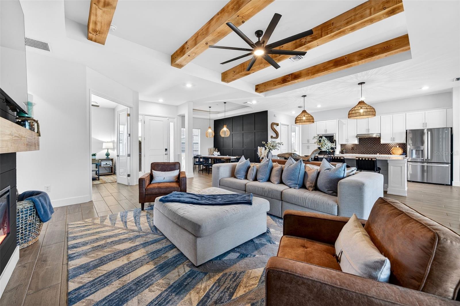 WELLEN PARK GOLF & COUNTRY CLUB - Residential